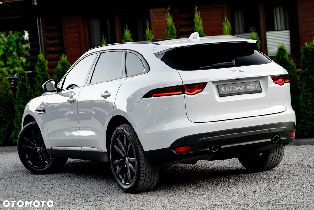 Jaguar F-Pace 25d AWD Prestige - 17