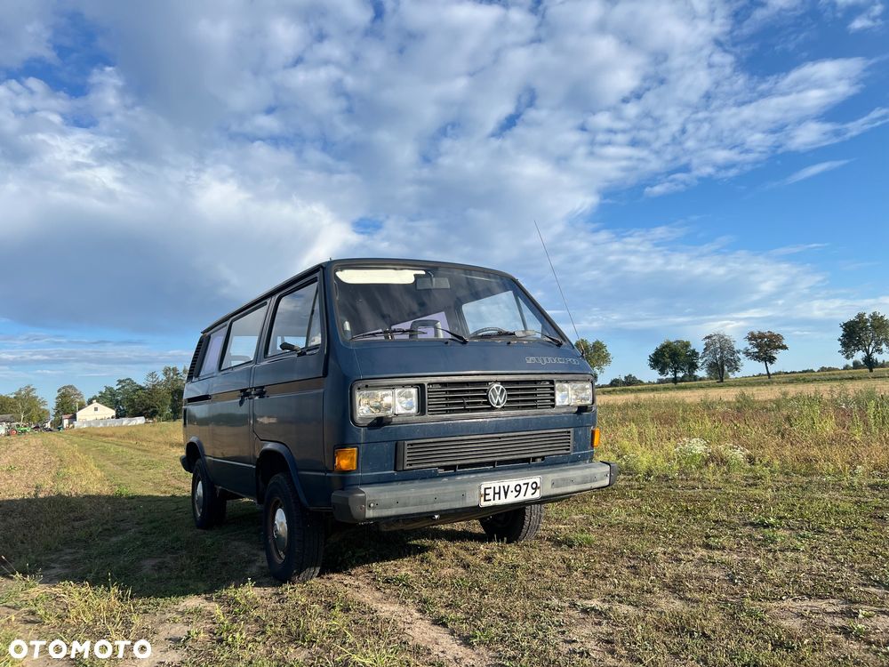 Volkswagen Caravelle - 6