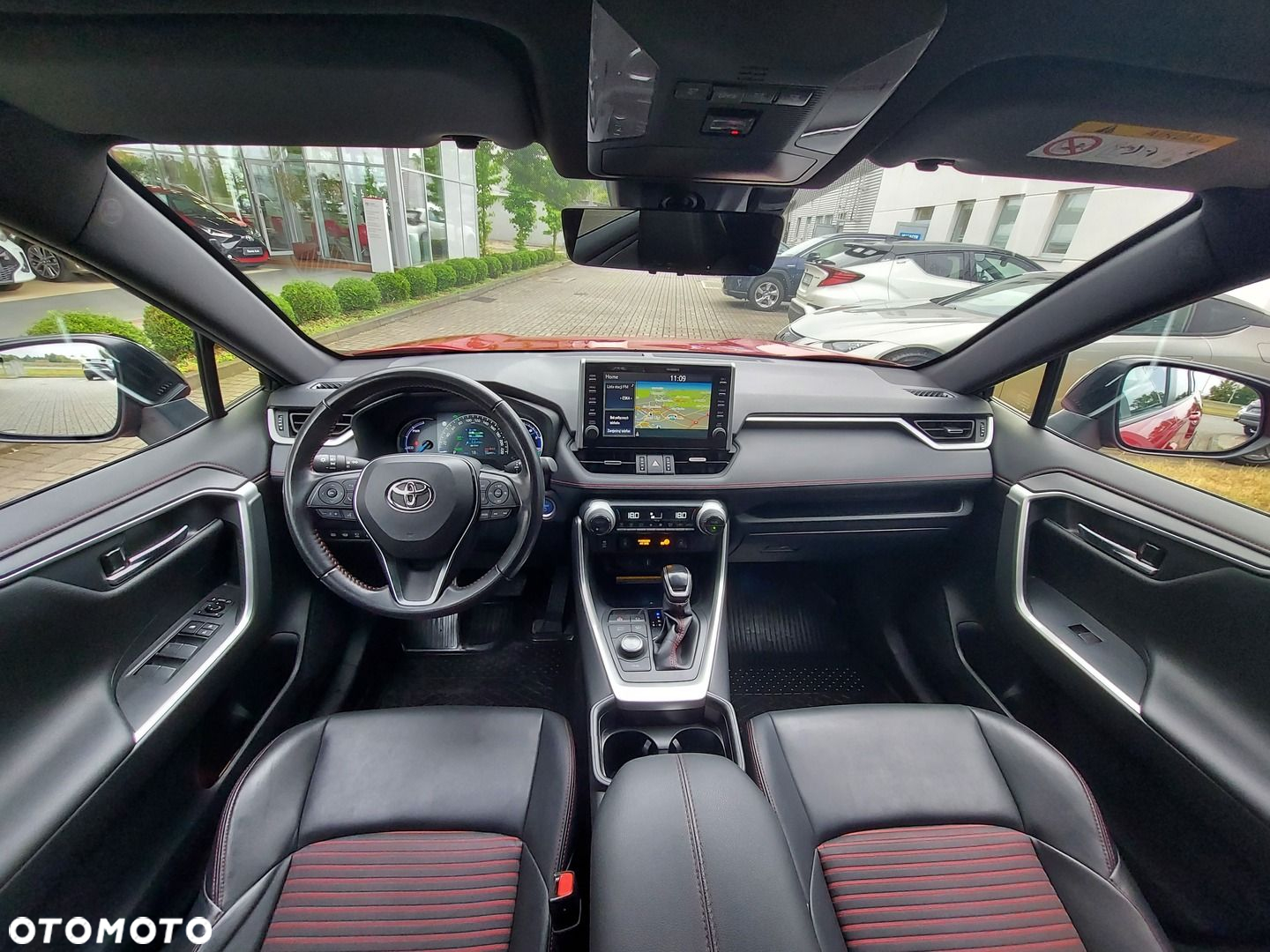 Toyota RAV4 - 11