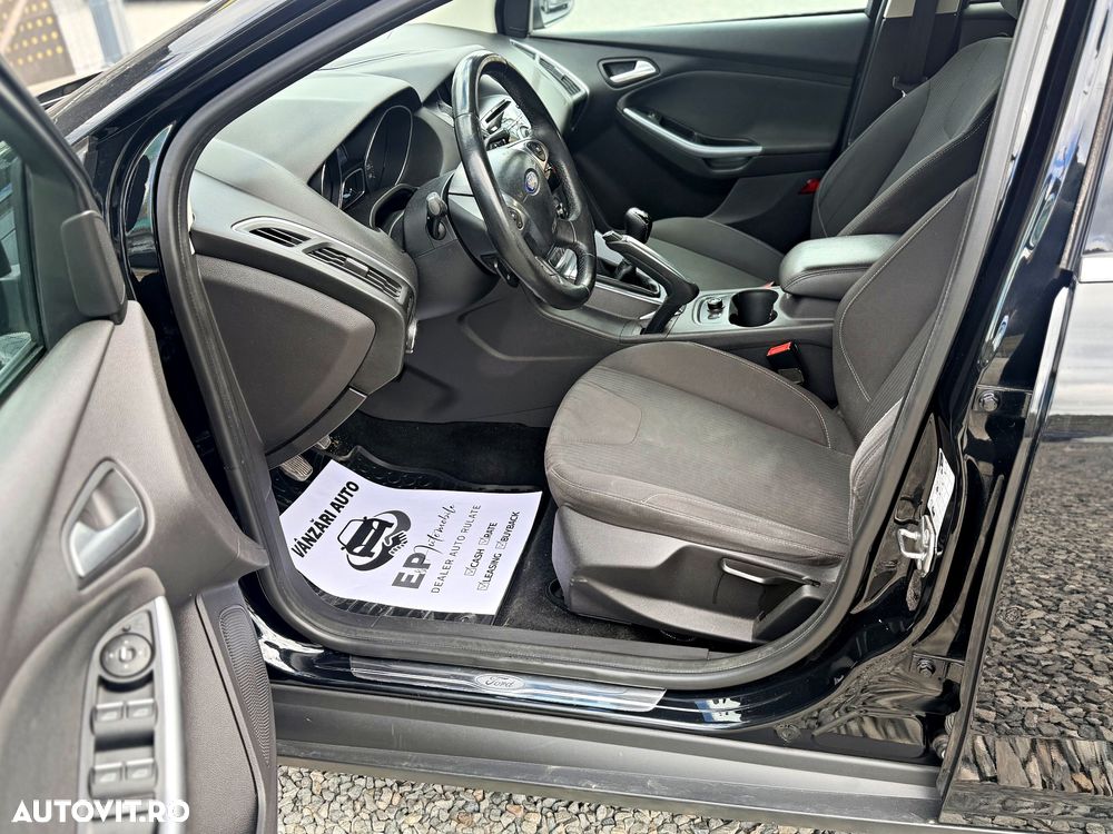 Ford Focus 1.6 TDCI DPF Titanium - 16