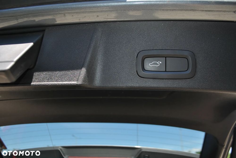 Volvo XC 40 B5 B AWD Geartronic Inscription - 14