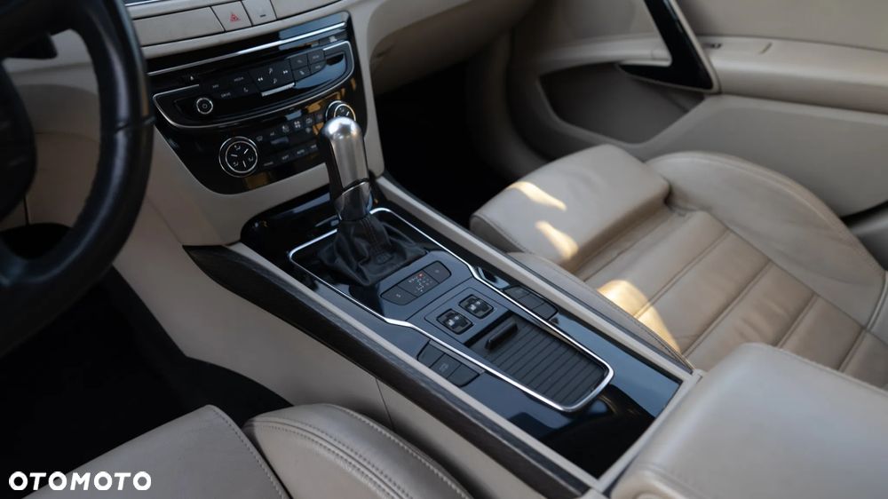 Peugeot 508 1.6 e-THP Allure S&S - 20