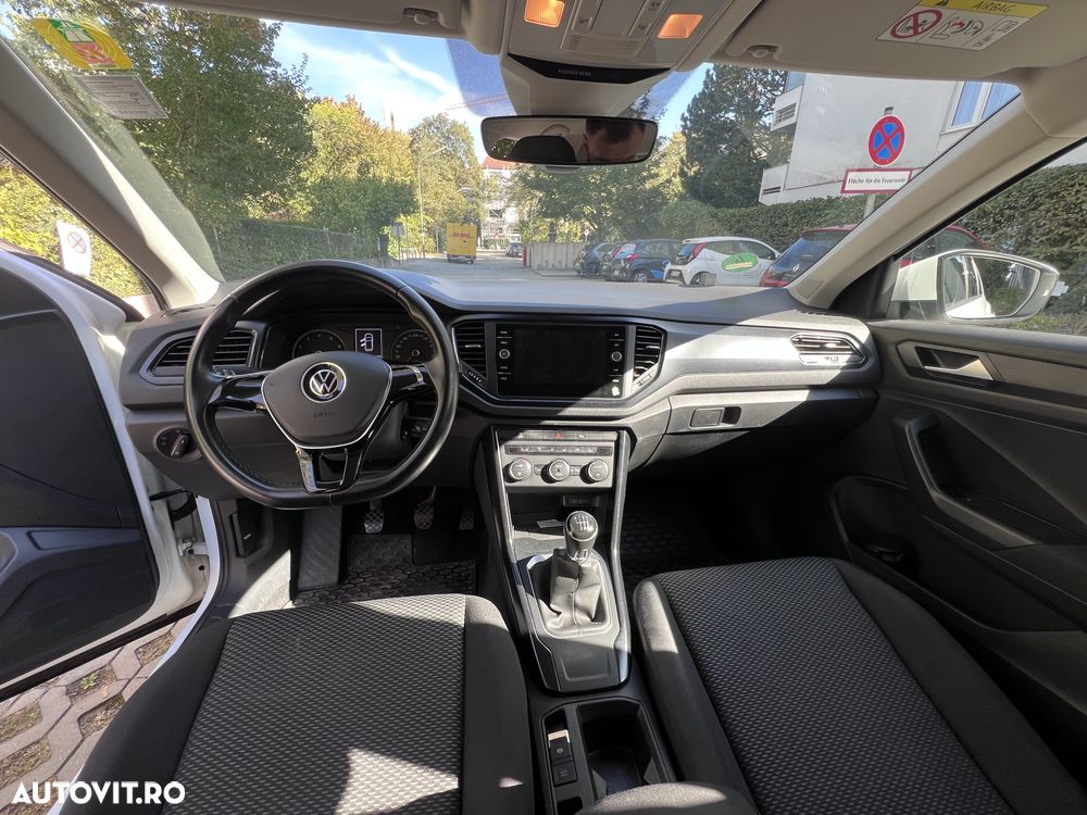 Volkswagen T-Roc - 7