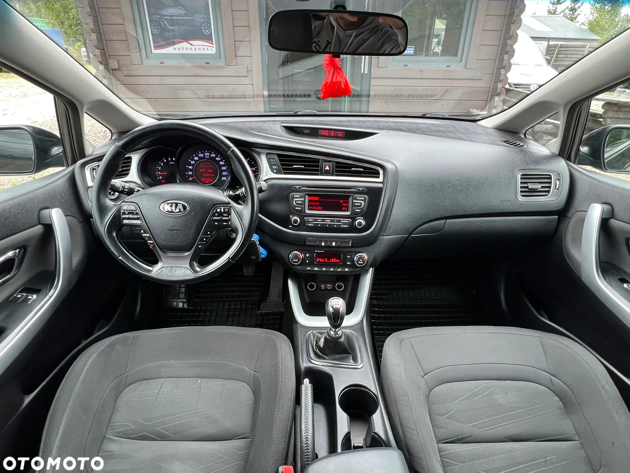 Kia Ceed Cee'd 1.6 CRDi M - 16