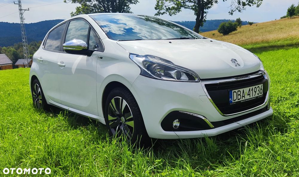 Peugeot 208 1.2 VTi Style - 4