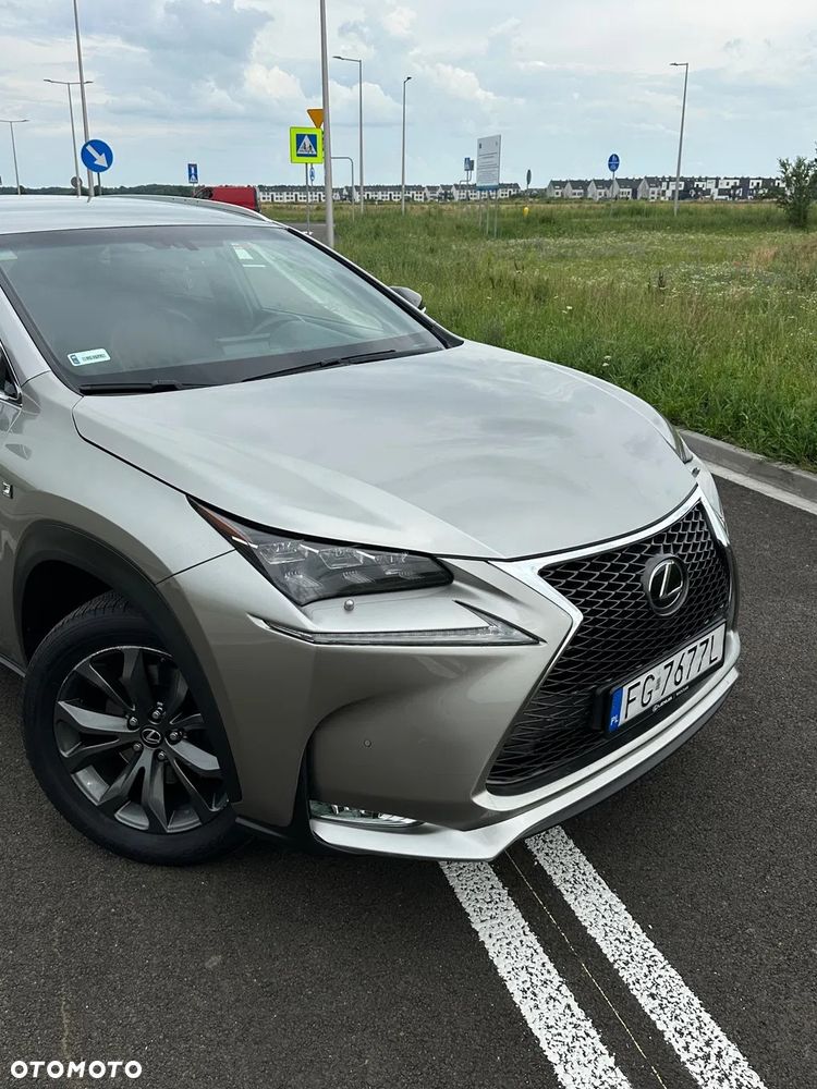 Lexus NX 200t F Sport AWD - 9
