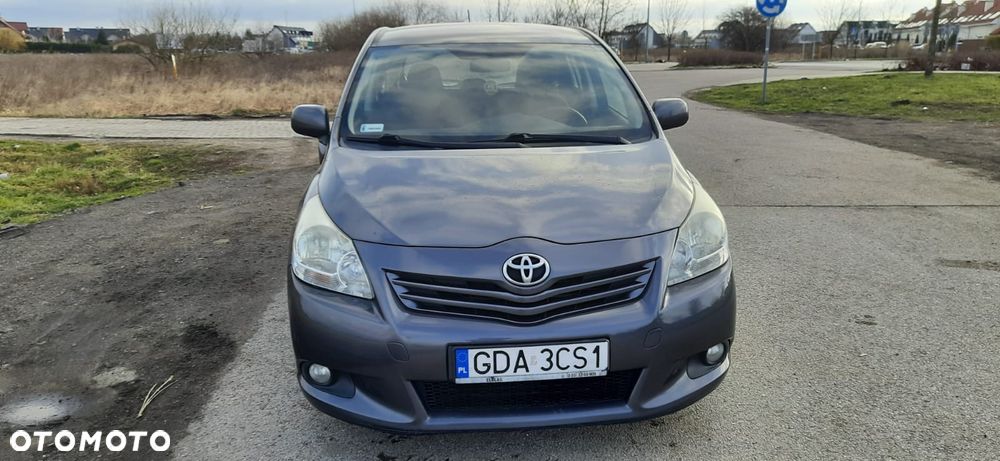 Toyota Verso 2.0 D-4D Sol - 1