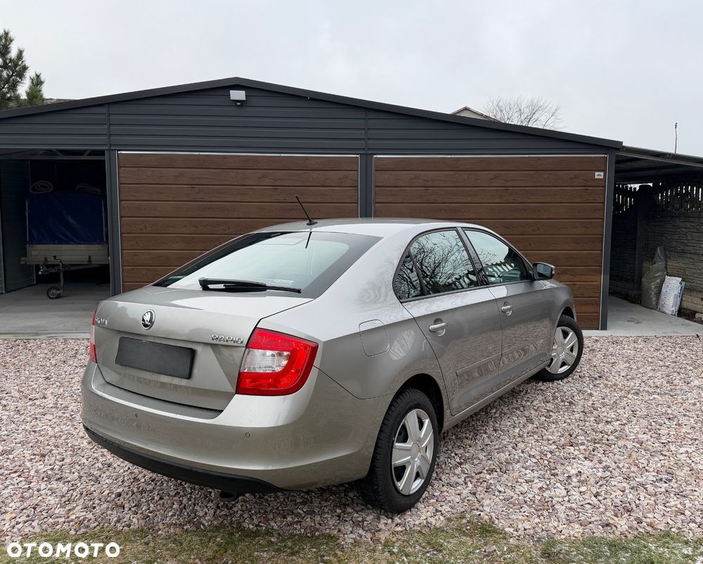 Skoda RAPID 1.4 TSI Style DSG - 5