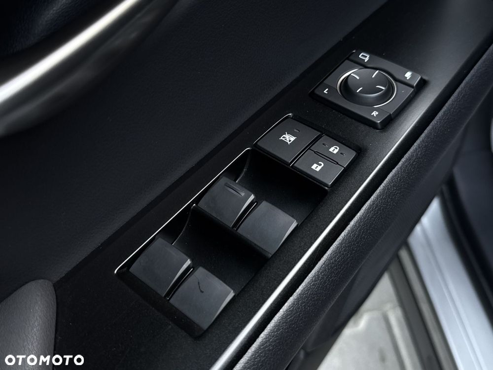 Lexus UX 250h GPF Business 2WD - 14