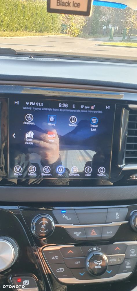 Chrysler Pacifica - 38