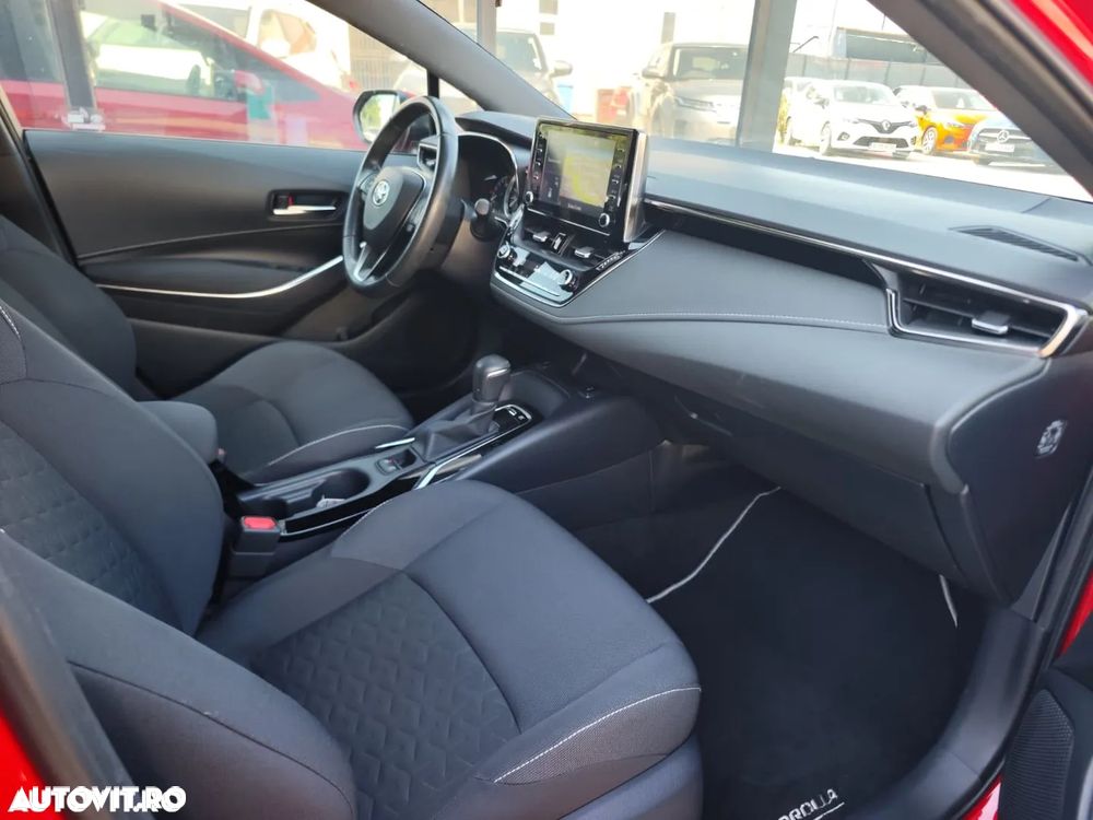 Toyota Corolla 1.8 Business Edition - 6