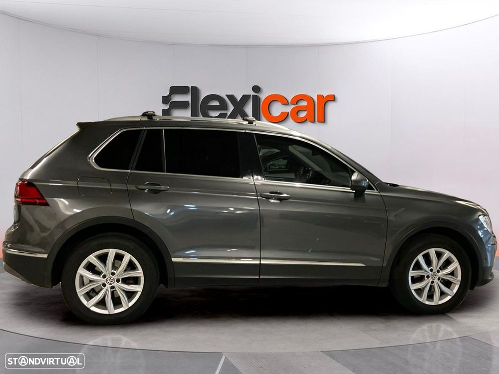 VW Tiguan 2.0 TDI Highline DSG 4Motion - 4