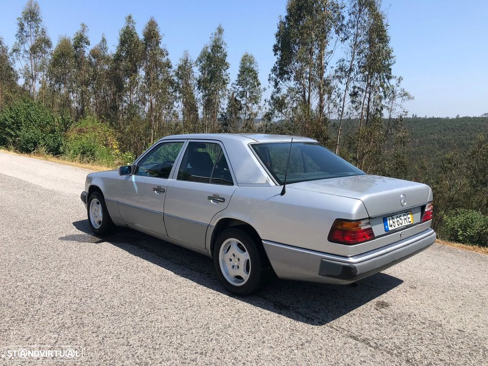 Mercedes-Benz E 200 D - 5