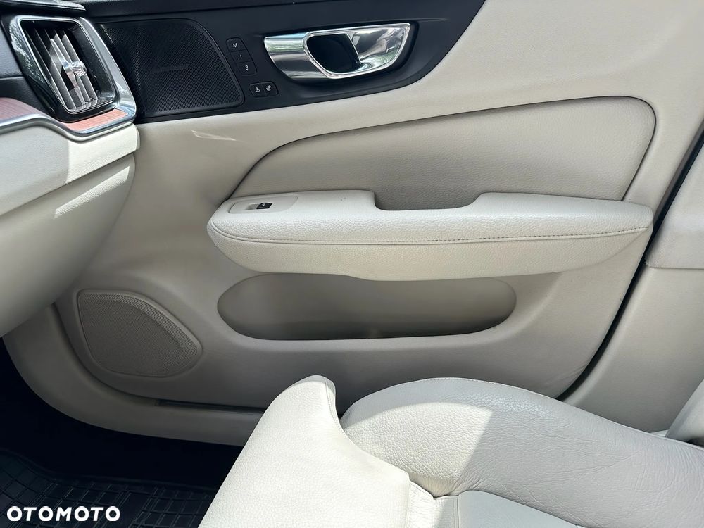 Volvo S60 - 21