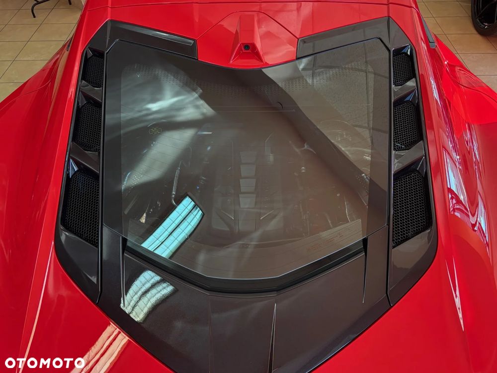 Chevrolet Corvette - 9