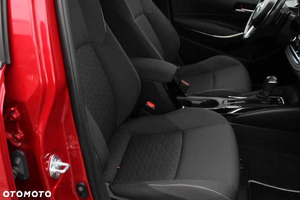 Toyota Corolla 2.0 Hybrid Executive - 24