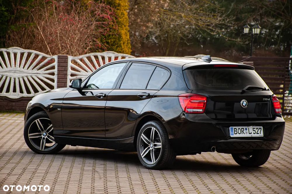 BMW Seria 1 118d DPF Edition Sport - 12