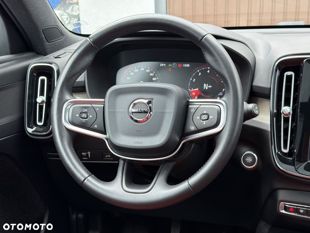 Volvo XC 40 - 6