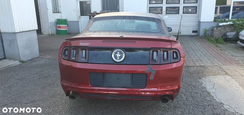 Ford Mustang 3.7 V6 Premium - 23