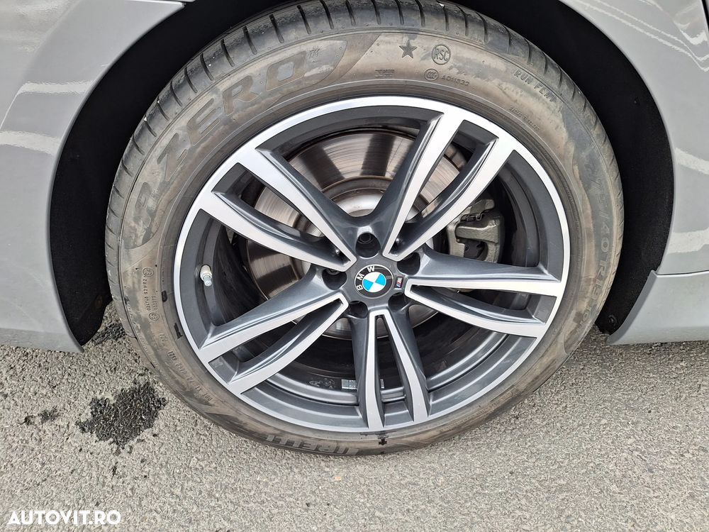 BMW Seria 7 750i xDrive - 11