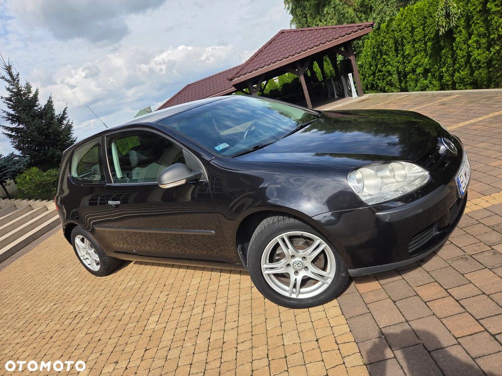 Volkswagen Golf - 23