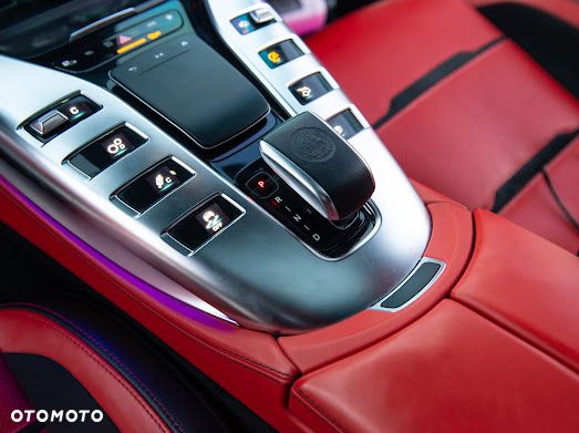Mercedes-Benz AMG GT 63 S 4Matic+ Speedshift MCT 9G - 24
