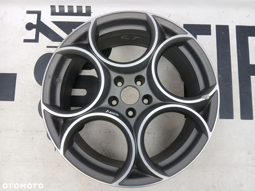 Felga Alfa Romeo Stelvio 8Jx19 ET34 - 1