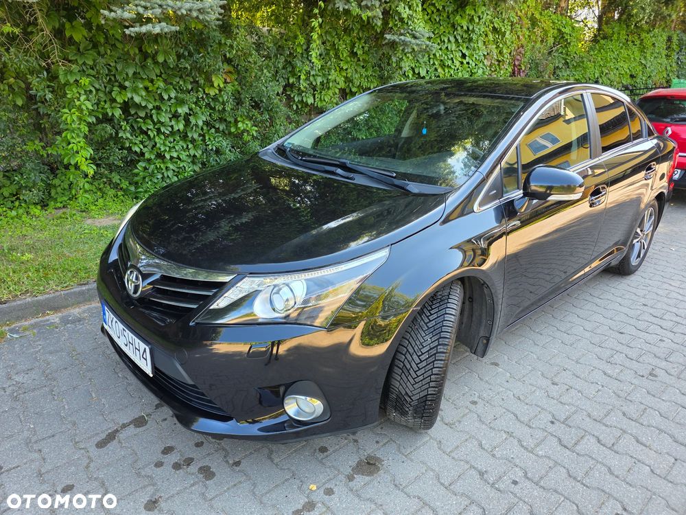 Toyota Avensis 1.8 Premium - 3