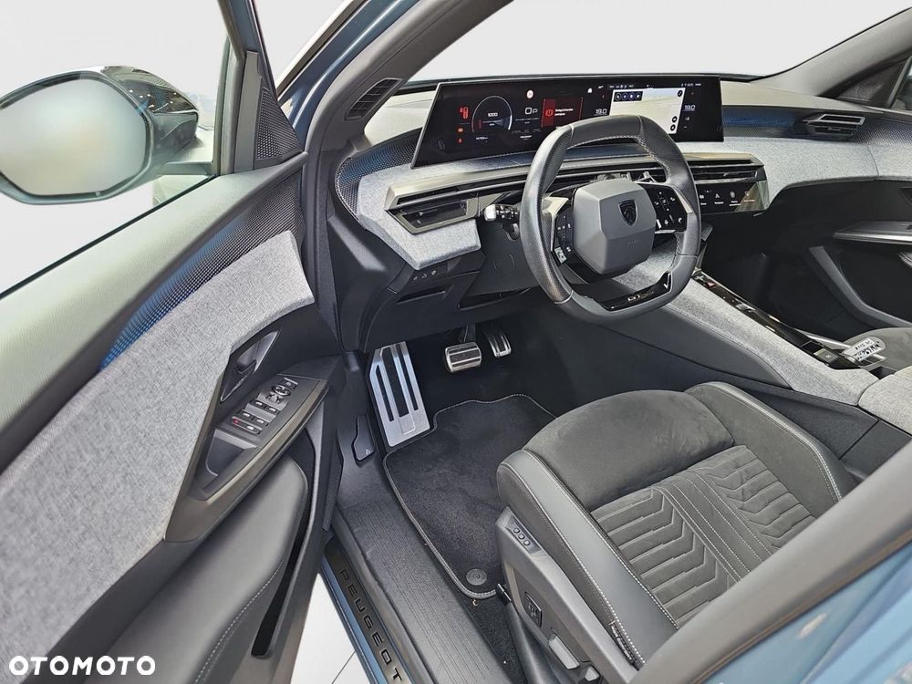 Peugeot 3008 1.2 PureTech mHEV GT S&S e-DCS6 - 12