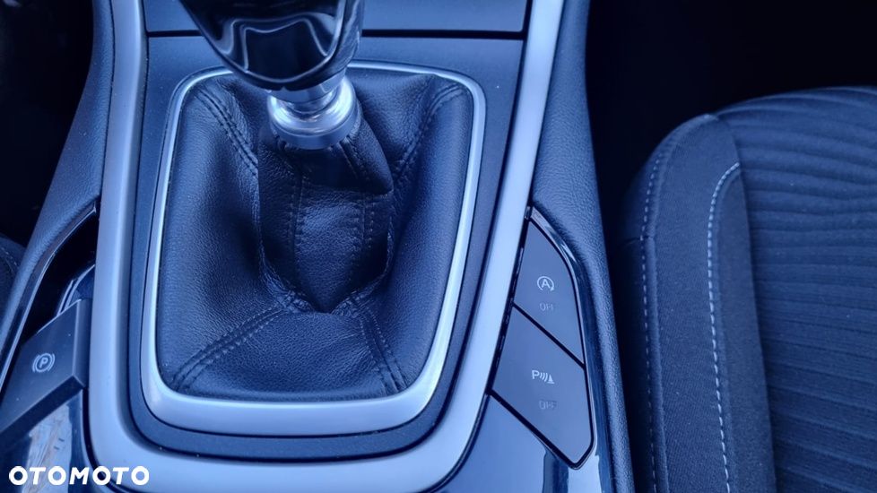 Ford S-Max 2.0 TDCi Titanium - 22