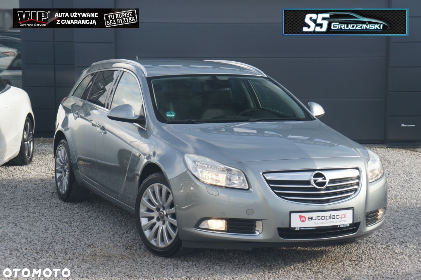 Opel Insignia - 1