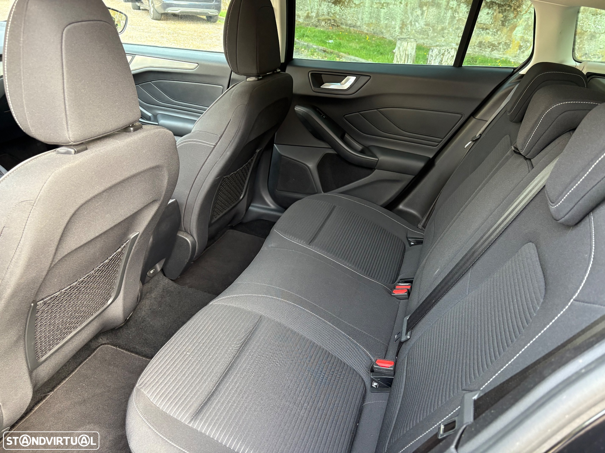Ford Focus 1.5 EcoBlue S&S Aut. ACTIVE DESIGN - 12