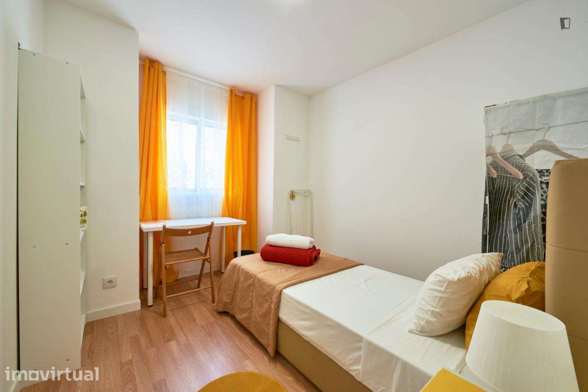 Quarto - localizado em Arroios Lisbon - Grande imagem: 5/34