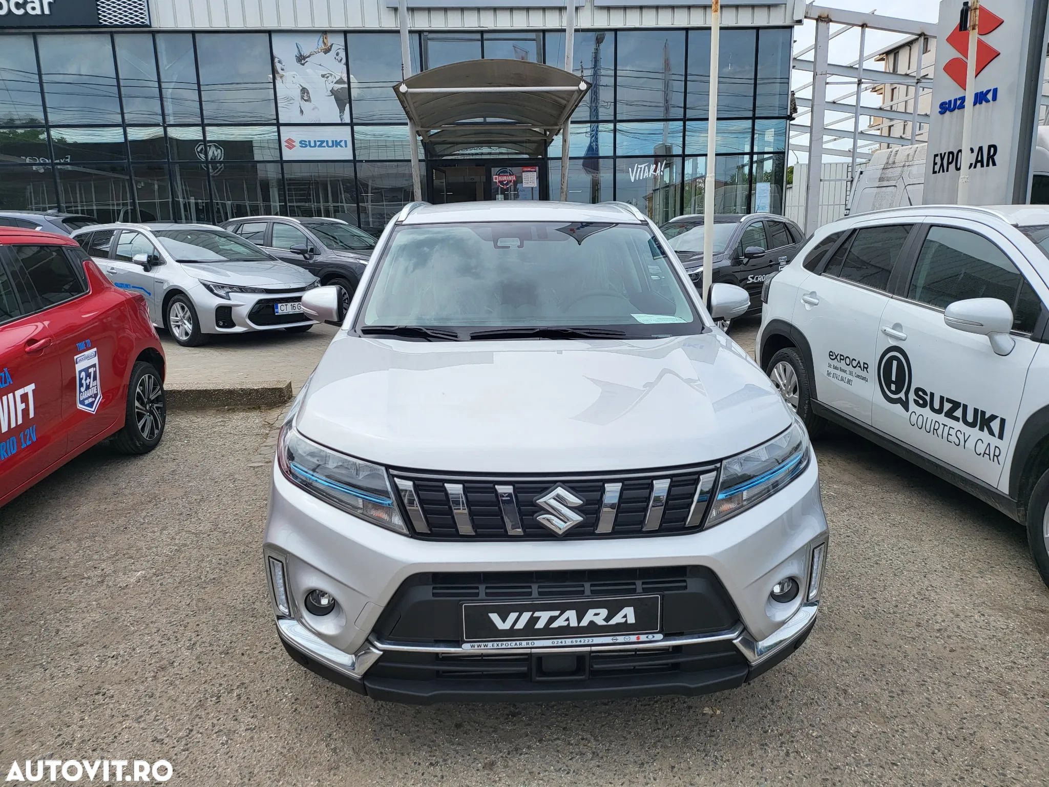 Suzuki Vitara 1.4 Boosterjet AllGrip MHEV Spirit - 1