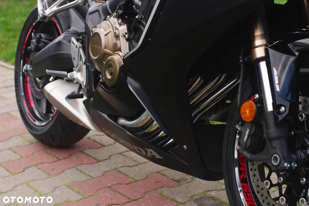 Honda CBR - 13