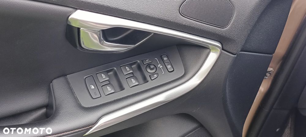 Volvo V40 Cross Country T5 Summum - 18