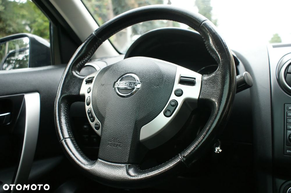 Nissan Qashqai+2 - 6