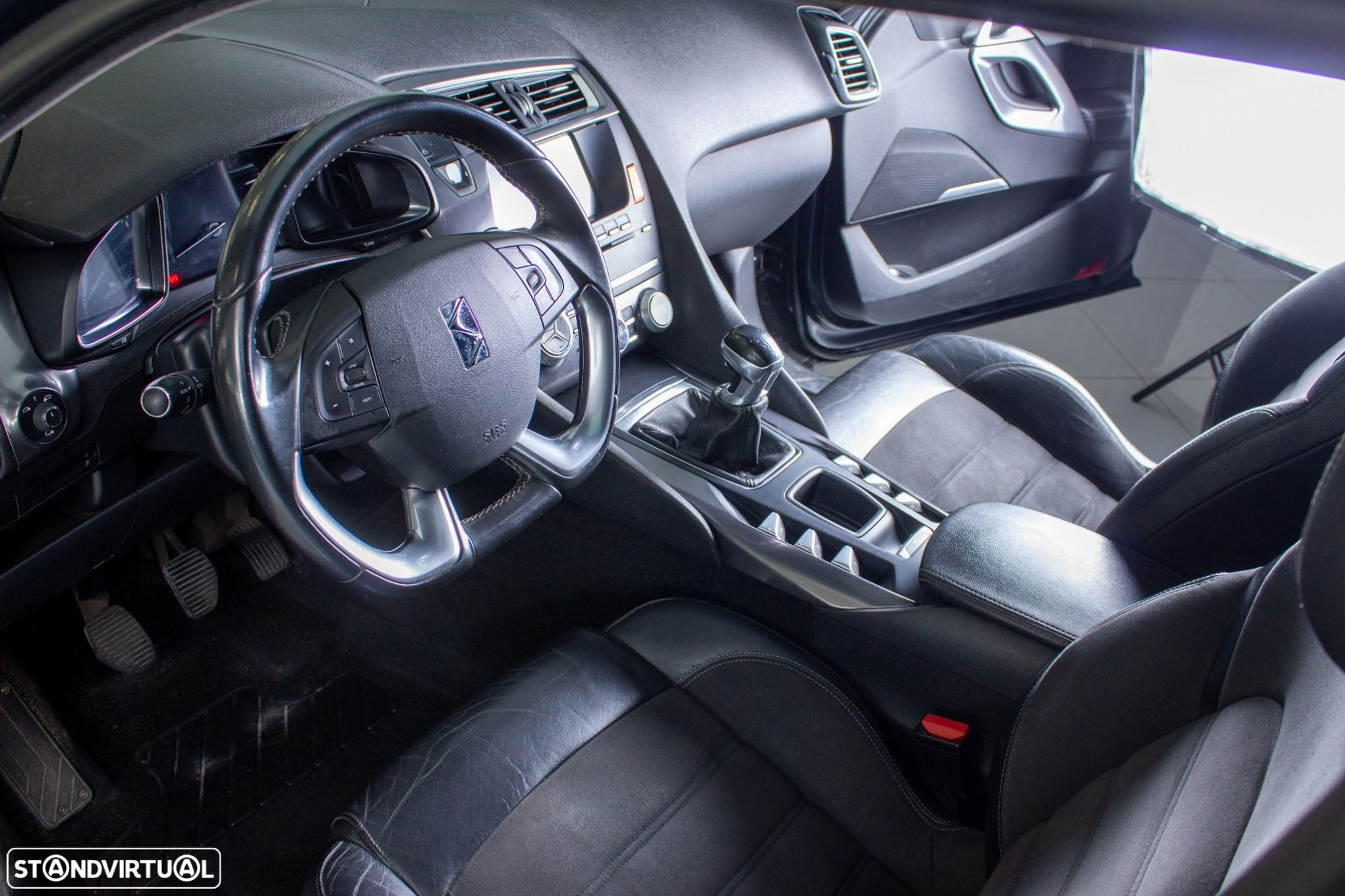 DS DS5 - 11
