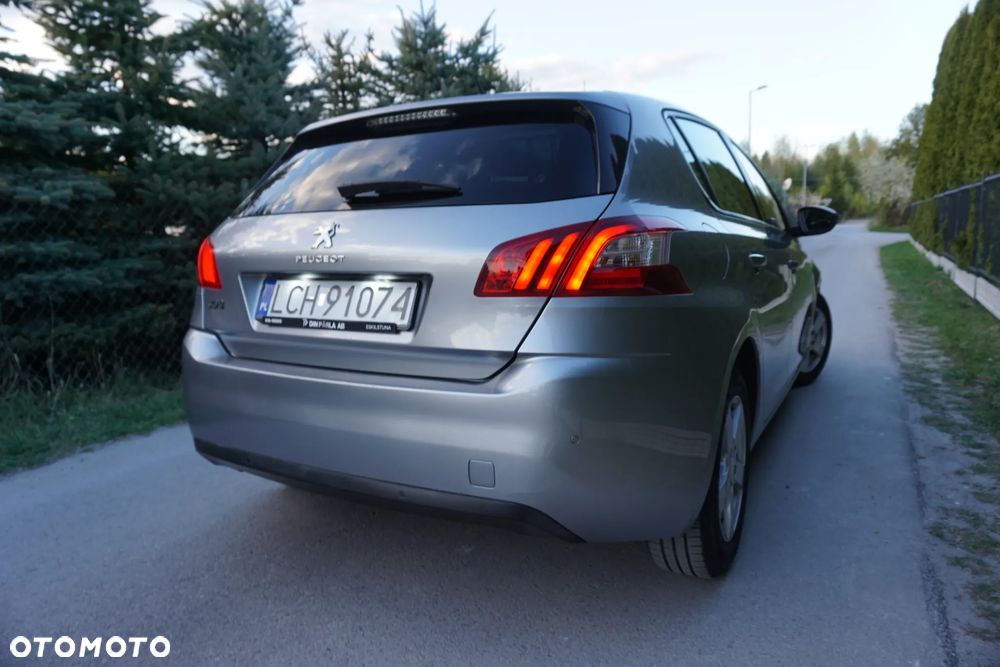 Peugeot 308 125 THP Allure - 8