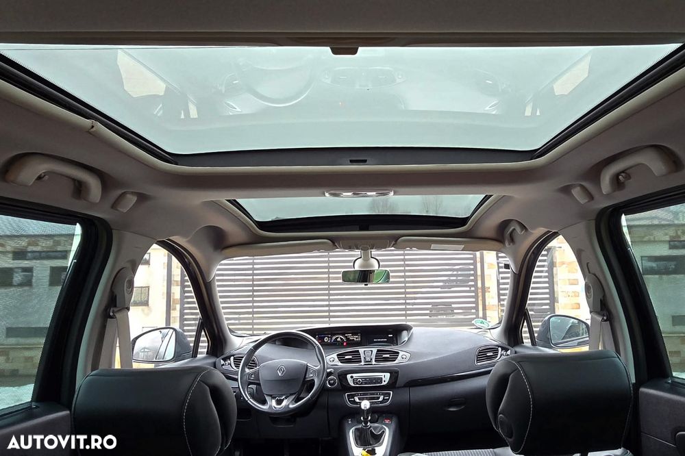 Renault Grand Scenic - 39