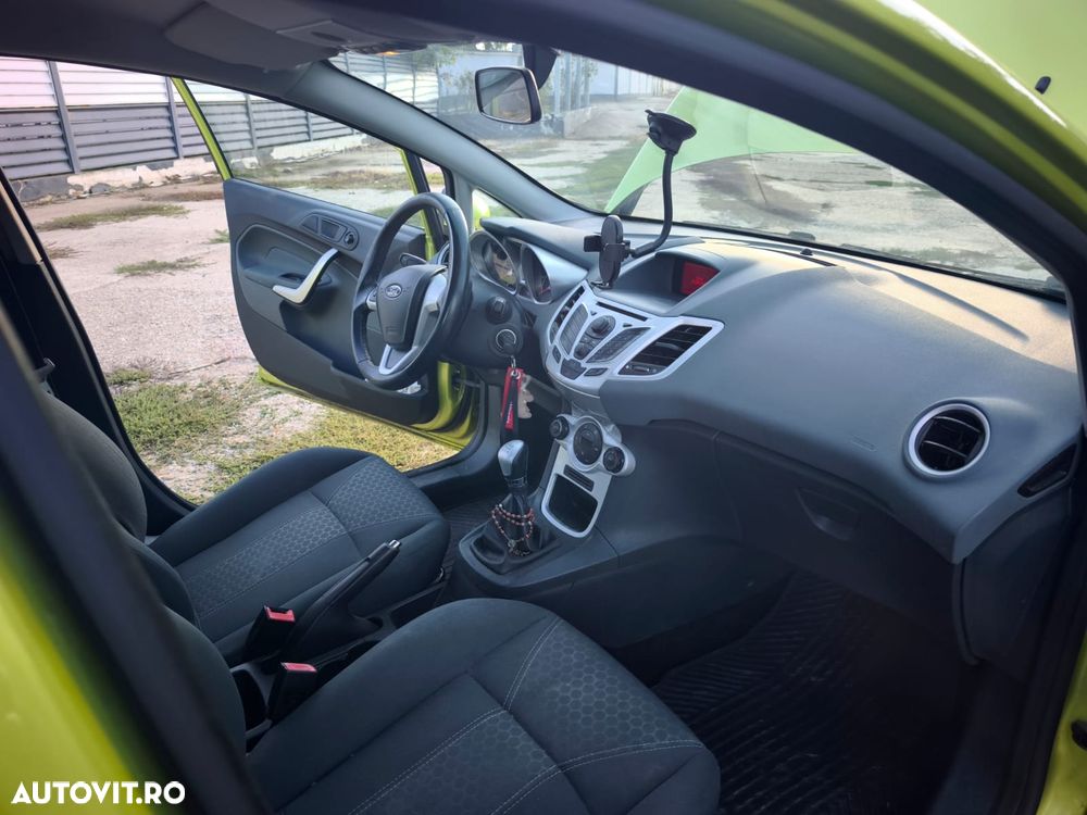FORD Fiesta 2010 — imagine 8