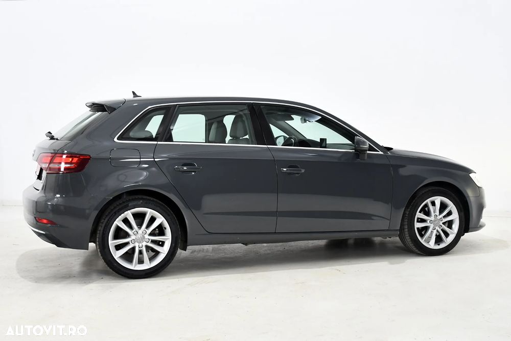 Audi A3 2.0 TDI S tronic design - 7