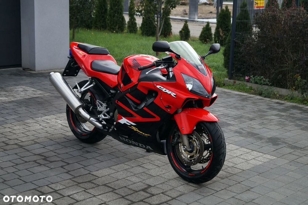 Honda CBR - 5