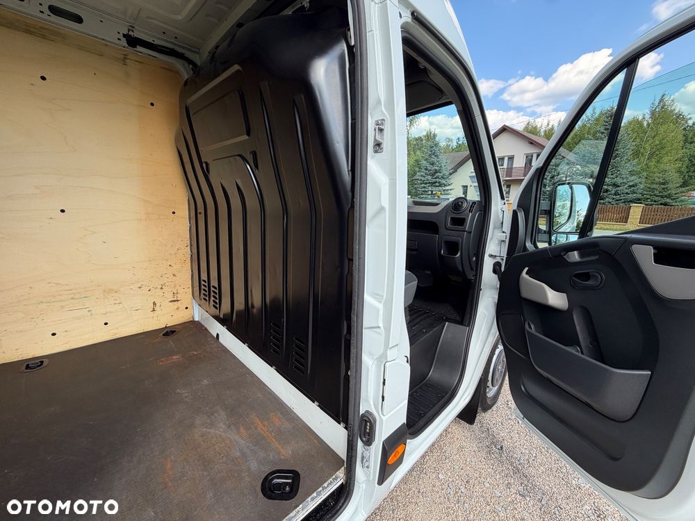 Opel Movano - 32