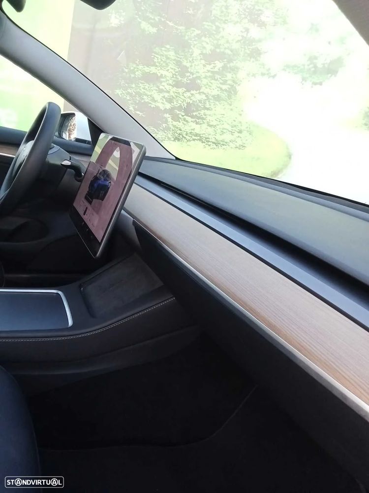 Tesla Model 3 Long Range Tração Traseira - 11