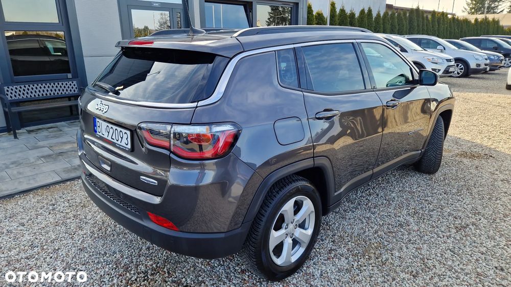 Jeep Compass 1.4 MultiAir Longitude - 28