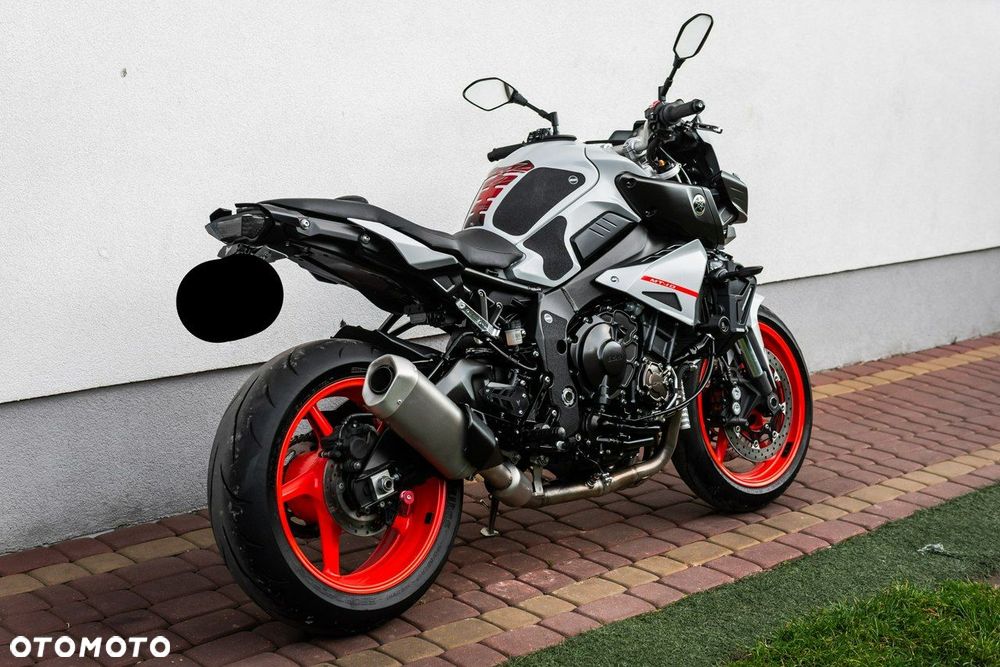 Yamaha MT - 3