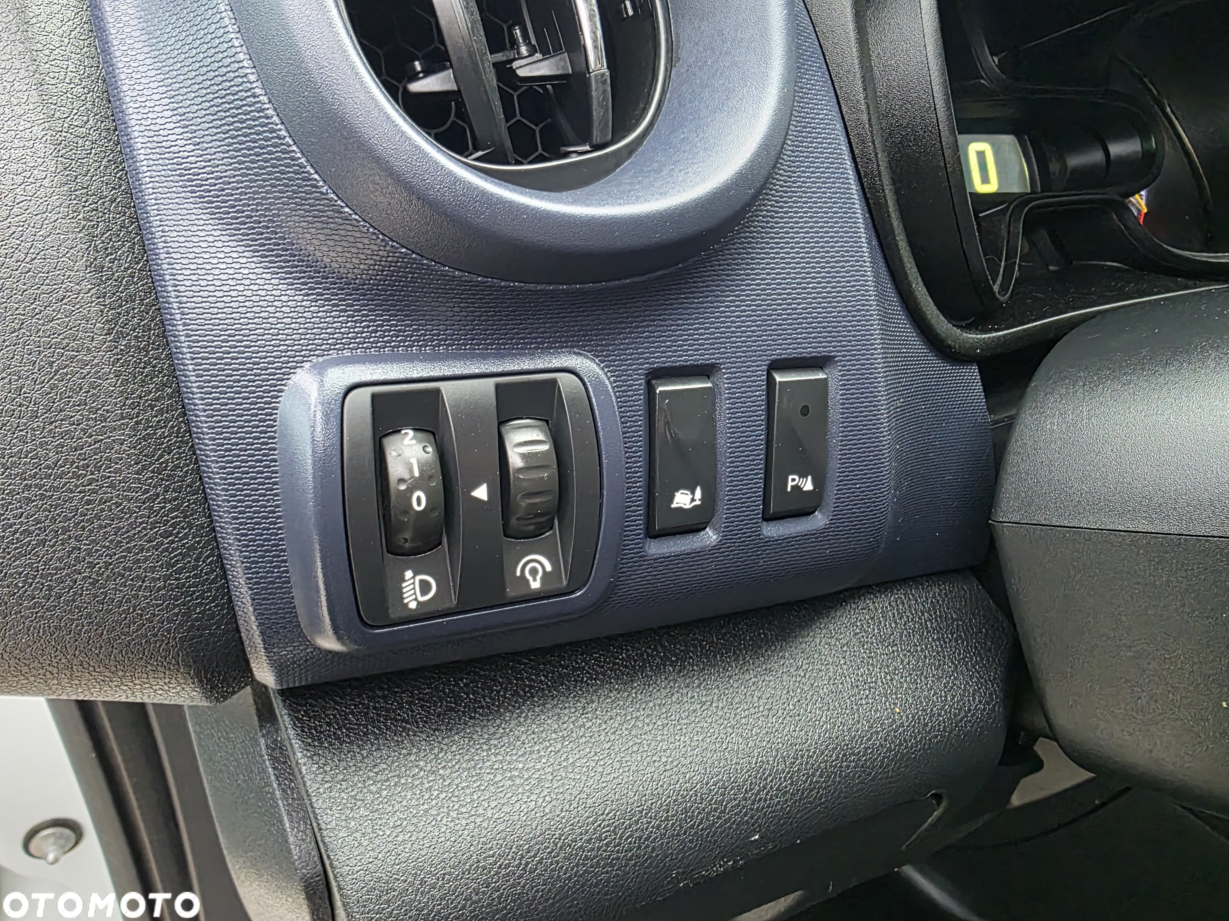 Opel Vivaro - 16