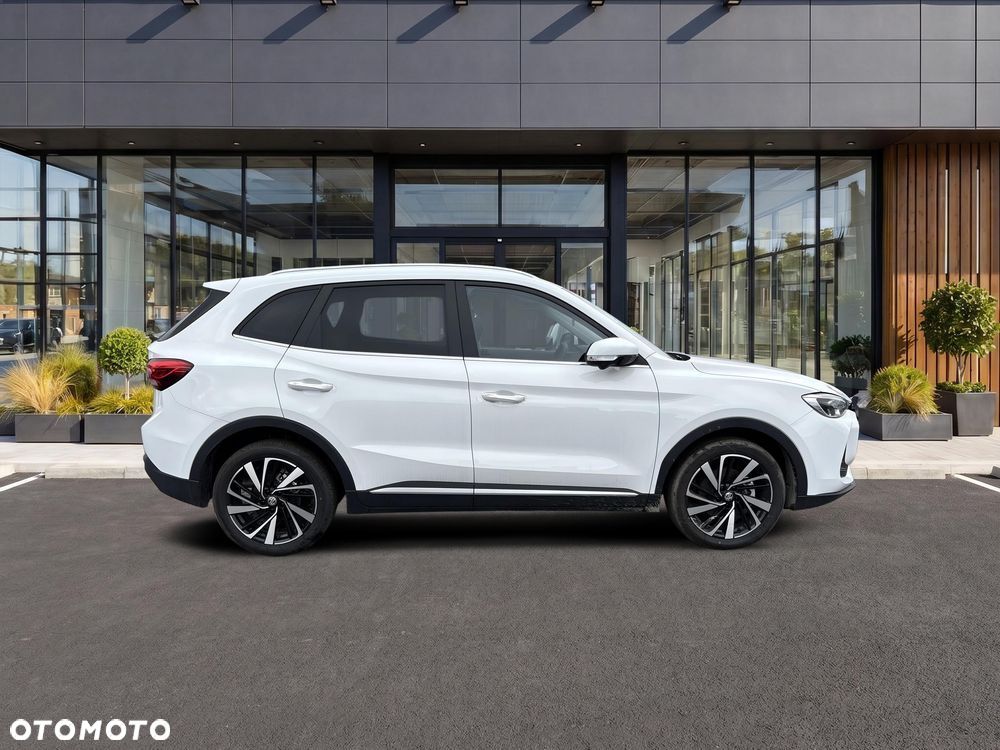 MG ZS 1.5 HEV+ Exclusive - 5