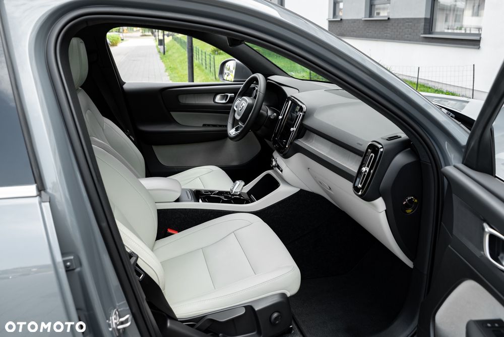 Volvo XC 40 D3 - 26